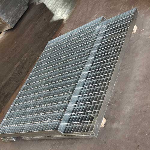 高防腐免維護(hù)熱鍍鋅鋼格板鋼格柵焊點(diǎn)牢固