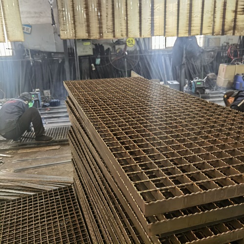 鋼格柵水溝蓋板是什么