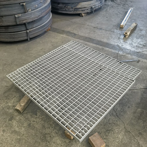 客戶血淚教訓(xùn)：選錯鋼格板規(guī)格，3個月就變形！