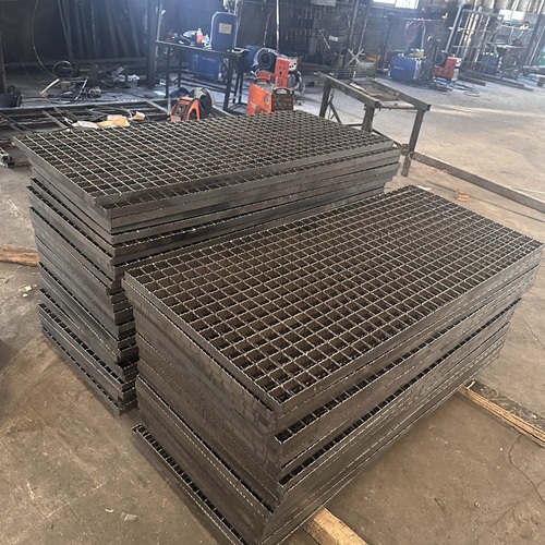 鋼格柵板在地下管廊中的高效應(yīng)用方式