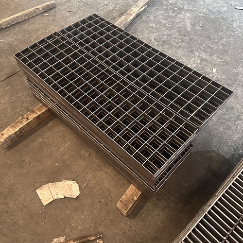 鋼格板做藝術(shù)裝置效果驚艷全場(chǎng)